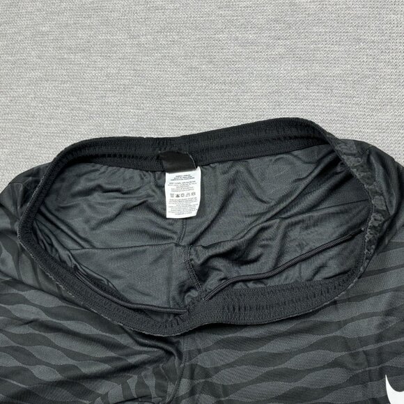 Nike Dri Fit Mens Black Gray Activewear Shorts Elastic Drawstring Waist Size XXL - Picture 3 of 9